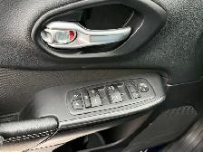 2015 Jeep Cherokee NORTH 4WD 3.2L V6 ONLY 167K - Photo 18