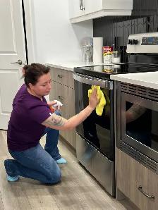 Regular House Cleaning & Housekeeping in Calgary - Photo 7