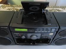 Classic Panasonic BoomBox Model RX-DT690 4.6PDS BiAmpSystem 1996 - Photo 8