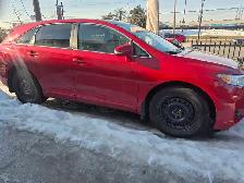 Toyota Venza AWD | Low KM - Photo 2