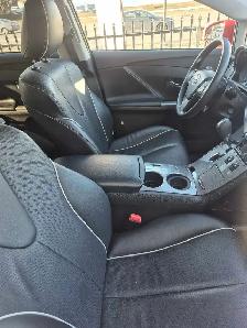 Toyota Venza AWD | Low KM - Photo 4