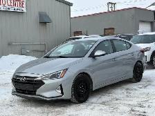 2020 Hyundai Elantra Essential IVT - Photo 2