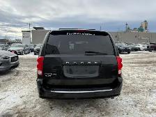 2019 Dodge Grand Caravan SXT Premium Plus - Photo 2