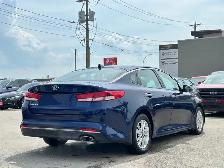 2017 Kia Optima 4dr Sdn LX - Photo 3