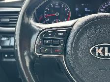 2017 Kia Optima 4dr Sdn LX - Photo 11