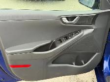 2019 Hyundai Ioniq Electric Ultimate Hatchback - Photo 6