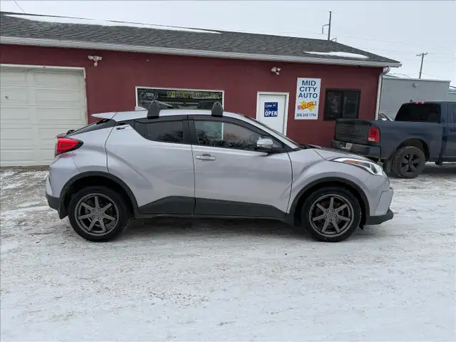 2018 Toyota C-HR XLE