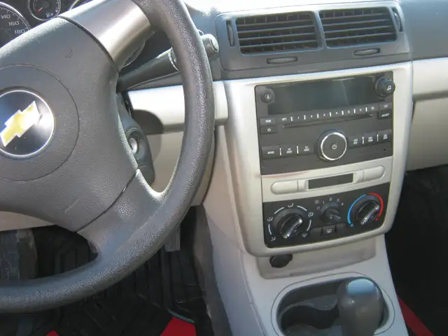 2010 Chevrolet Cobalt LS PETIT BUDGET !! - Photo 10