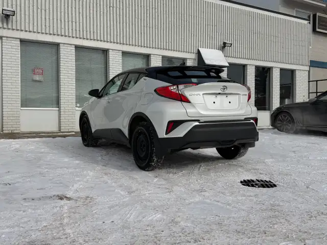 2019 Toyota C-HR| Front Wheel Drive |Low Mileage|Very Reliable| - Photo 8