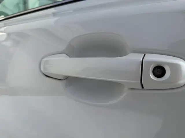 2019 Toyota C-HR| Front Wheel Drive |Low Mileage|Very Reliable| - Photo 9