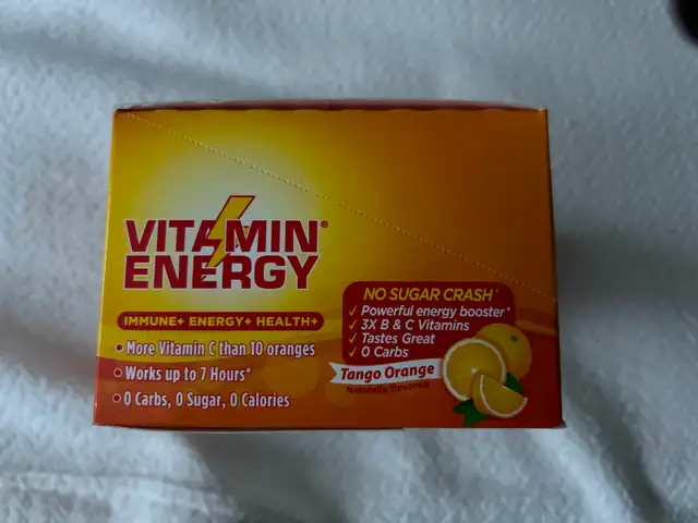 FULL CASE OF 12   VITAMIN ENERGY DRINKS - Photo 4