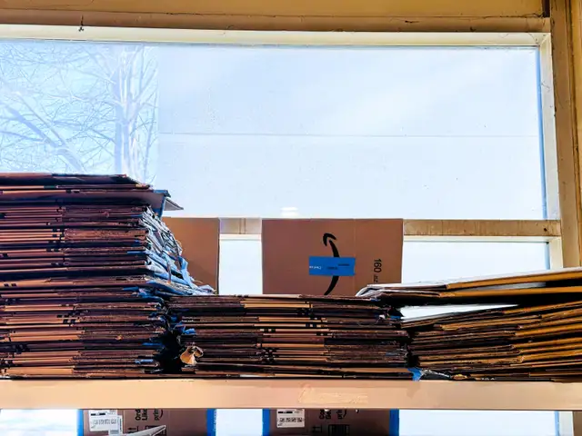 BOXES (USED - LIKE NEW) MARKHAM FOR ONLY $1 PLUS TAX - Photo 3