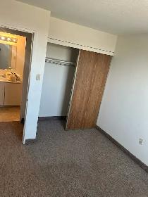 2  BEDRMS  APT FOR RENT IN CHARTHAM. $1550 UTILITIES INCLUDED. - Photo 3