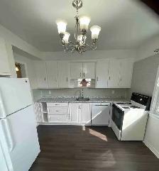 2 Bedroom Apartment - Clean, Quiet, Large