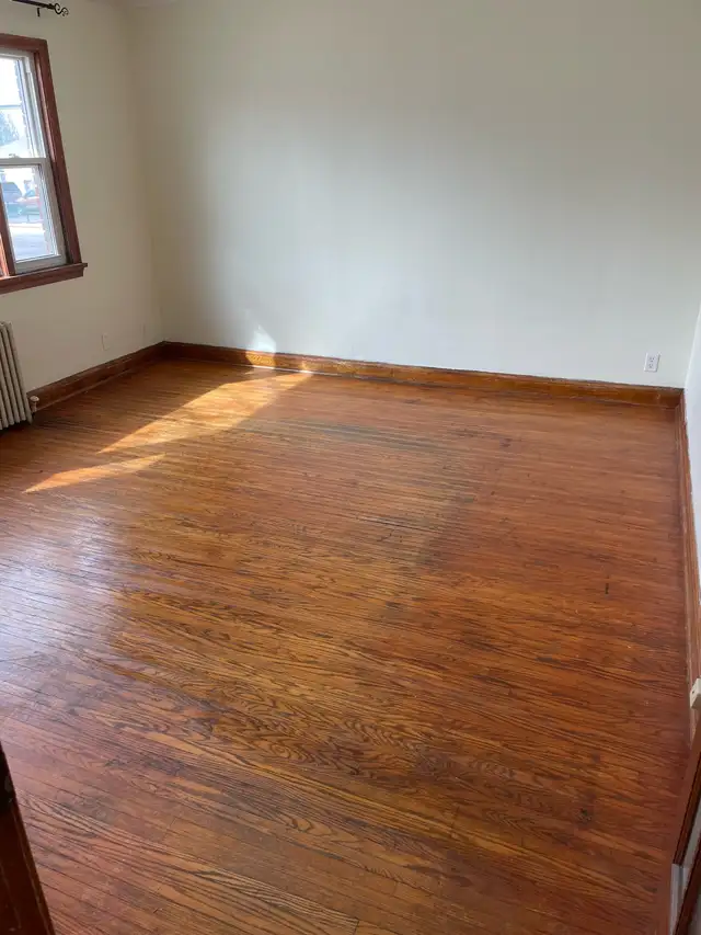 2 Bedroom Apartment - Clean, Quiet, Large - Photo 3