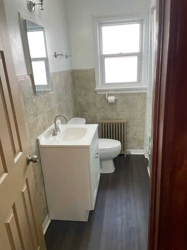 2 Bedroom Apartment - Clean, Quiet, Large - Photo 5