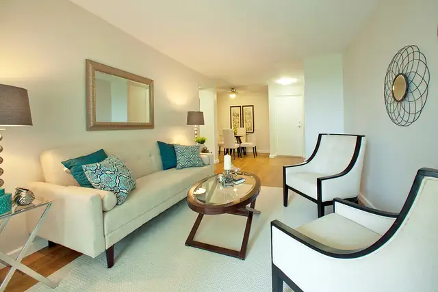 1 Bedroom Apartment for Rent in Downtown Niagara Falls! - Photo 3