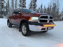 2013 Dodge Ram 1500 4x4 - Photo 2