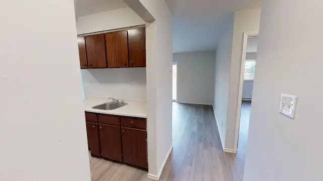 Beautiful ONE BEDROOM Suite in a Convenient Location! - Photo 3