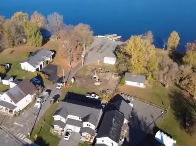 FOR RENT 2 BDRM - LUXURY WATERFRONT - WENDOVER - Photo 5