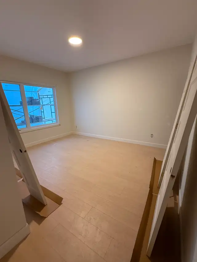 FOR RENT 2 BDRM - LUXURY WATERFRONT - WENDOVER - Photo 14