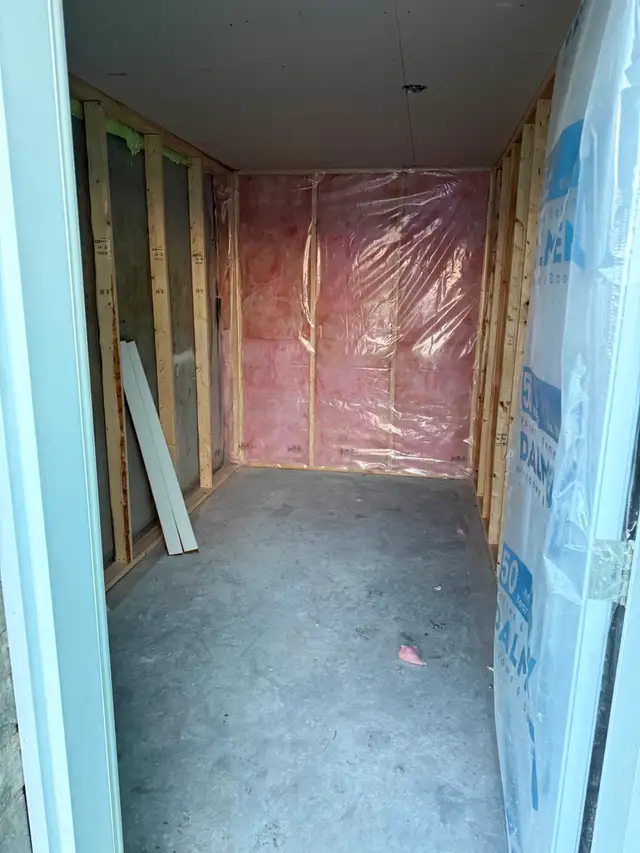 FOR RENT 2 BDRM - LUXURY WATERFRONT - WENDOVER - Photo 20