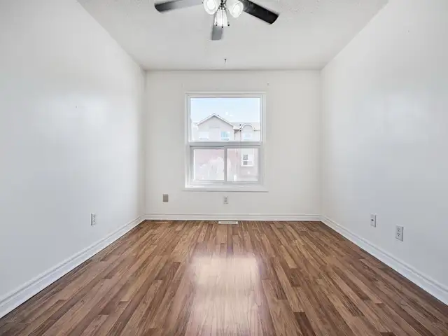 Rooms for Rent – Oakville (Near Sheridan College & Oakville H - Photo 10
