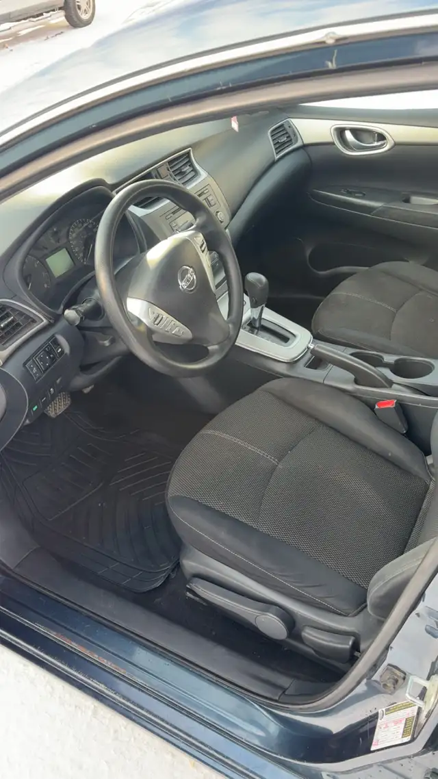 2014 Nissan Sentra S 1.8L - Photo 6