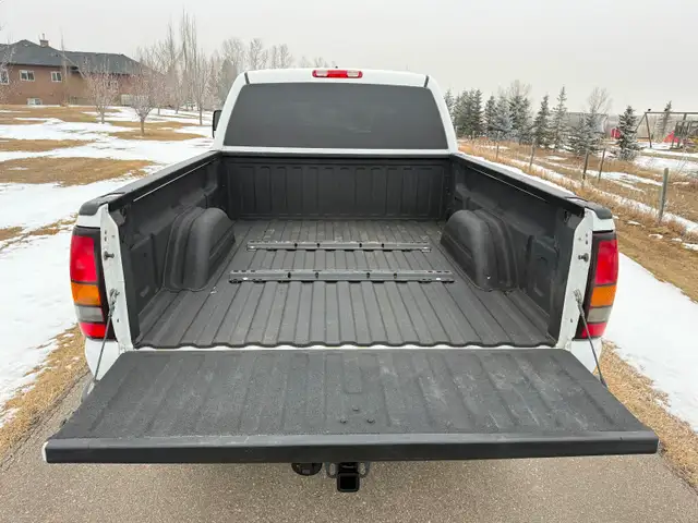 2004 GMC SIERRA 2500HD SLT 4x4 LB7 Diesel Lots of Extras! - Photo 20
