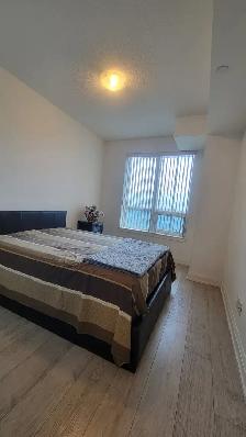 The World on Yonge Condo furnished with wifi parking Yonge&Steel - Photo 2