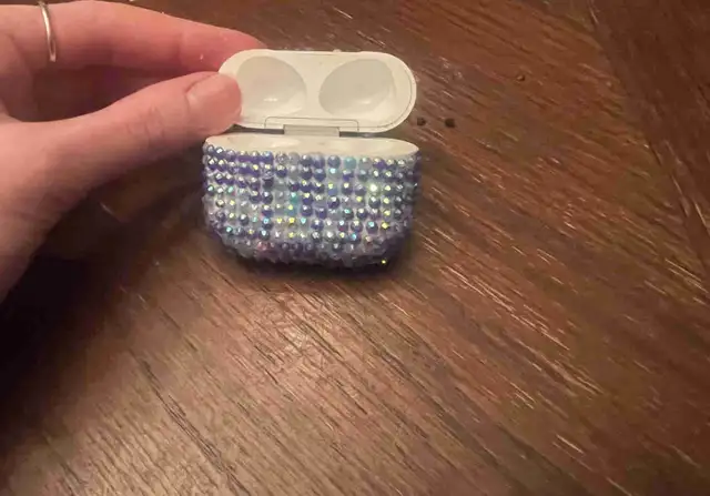 Custom bedazzling