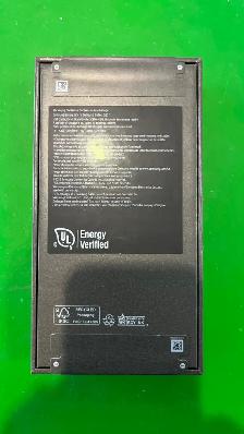 Samsung Galaxy S25, Brand NEW in BOX. - Photo 2