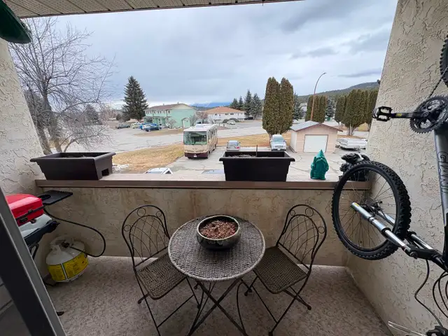 Condo in Cranbrook for Sale - Photo 2