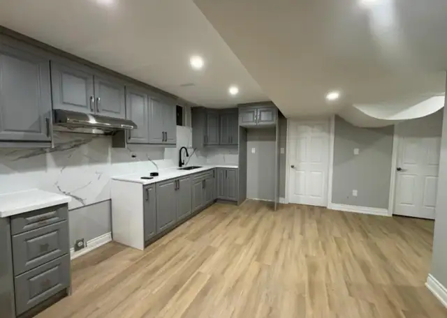 Two bedroom basement apartment for real in Oshawa - Photo 3