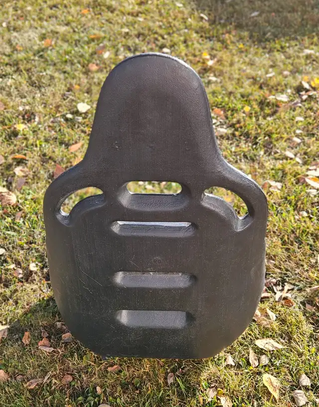 Seat and Cover 8000S Poly Hi-Back - Photo 3