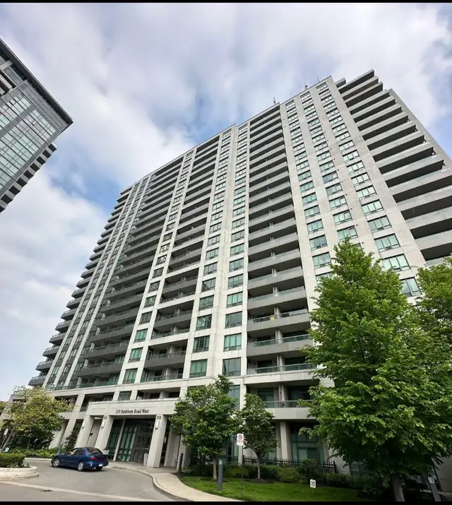 2 Bedroom Condo for rent square one