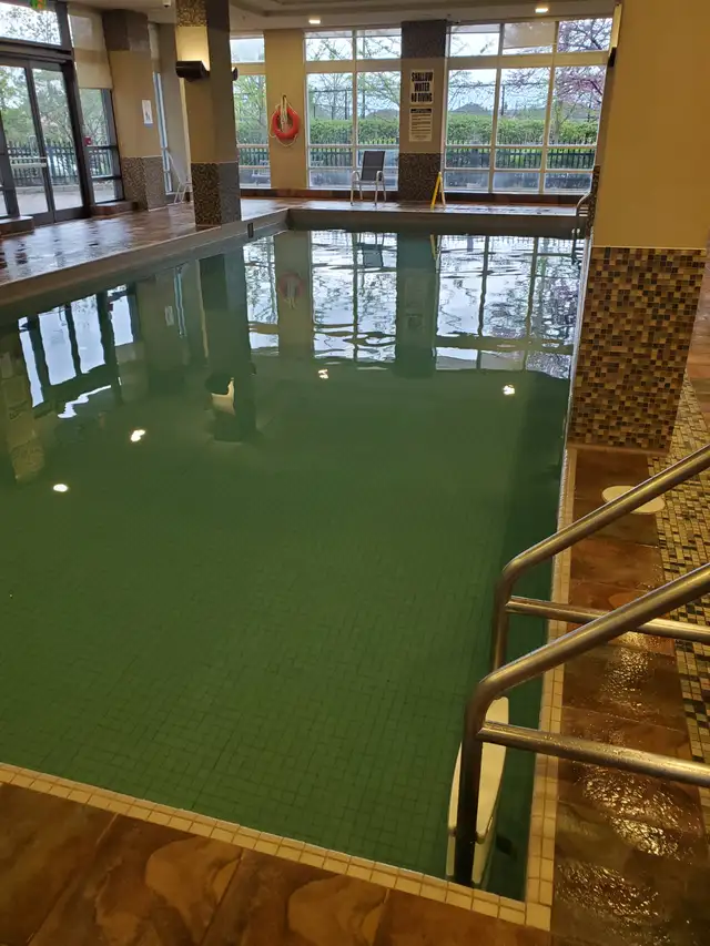 2 Bedroom Condo for rent square one - Photo 10