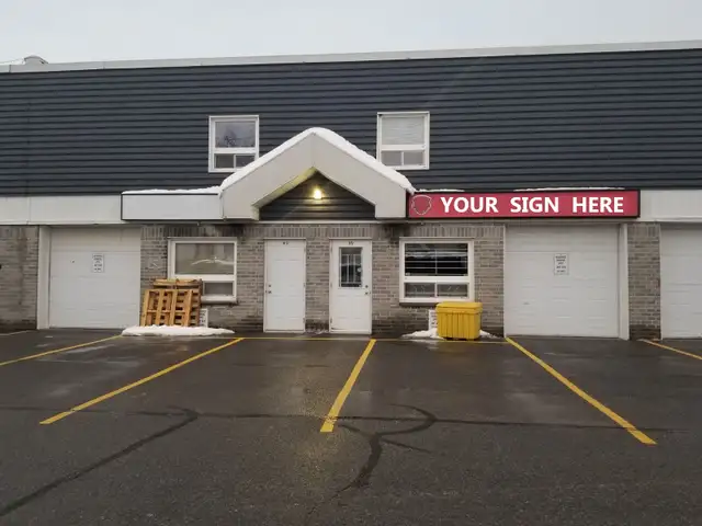 SPACE FOR LEASE: 81 Auriga Dr. (2,000sf) in Ottawa Off Hunt Club