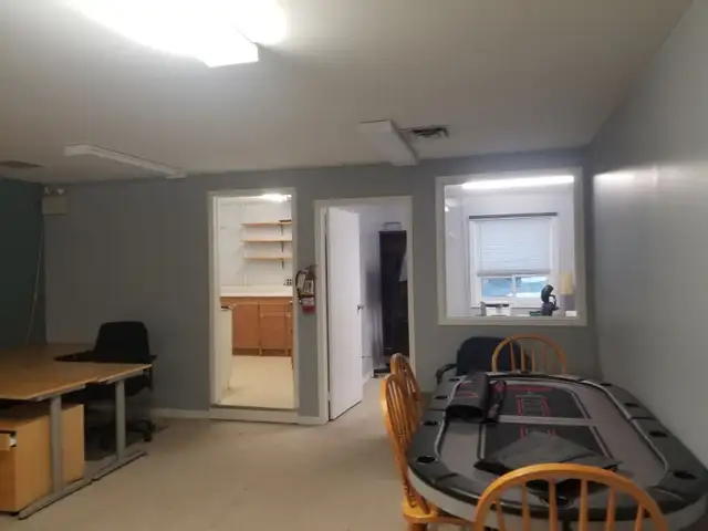 SPACE FOR LEASE: 81 Auriga Dr. (2,000sf) in Ottawa Off Hunt Club - Photo 7