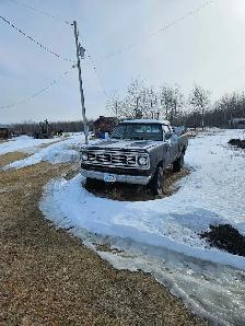 76 power wagon - Photo 2