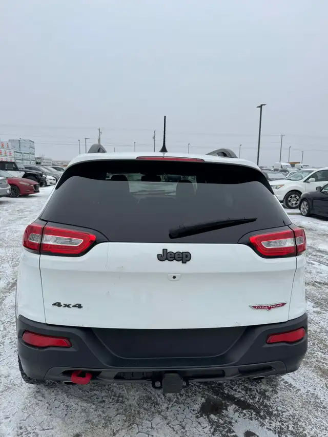 2017 Jeep Cherokee Trailhawk 4WD : Heated Seats, Backup Camera - Photo 5