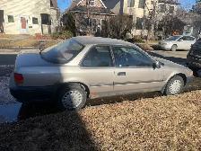 1992 Honda Accord Coupe, 2.2L. 244K km, no accident, auto., A/C