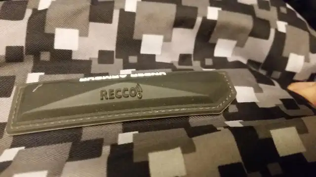 Under Armour Snow Jacket with RECCO Avalanche Rescue mens size L - Photo 2