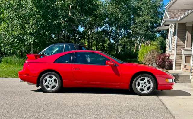Low km, original 300ZX Auctioned May 22-24 Calgary - Photo 5