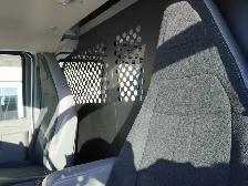 2023 GMC Savana Cargo Van CARGO VAN STILL LIKE NEW VERY LOW KMS! - Photo 17