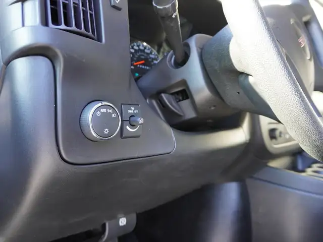 2023 GMC Savana Cargo Van CARGO VAN STILL LIKE NEW VERY LOW KMS! - Photo 27