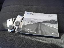 2023 GMC Savana Cargo Van CARGO VAN STILL LIKE NEW VERY LOW KMS! - Photo 41