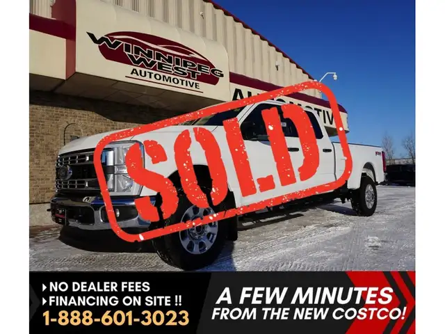 2023 Ford F-350 XLT PREMIUM VERY CLEAN AND LOW KMS!
