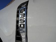 2023 Ford F-350 XLT PREMIUM VERY CLEAN AND LOW KMS! - Photo 37