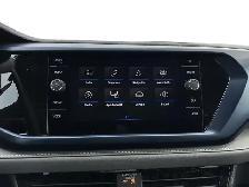 2024 Volkswagen Taos Comfortline Comfortline | Leather |Moonr... - Photo 17